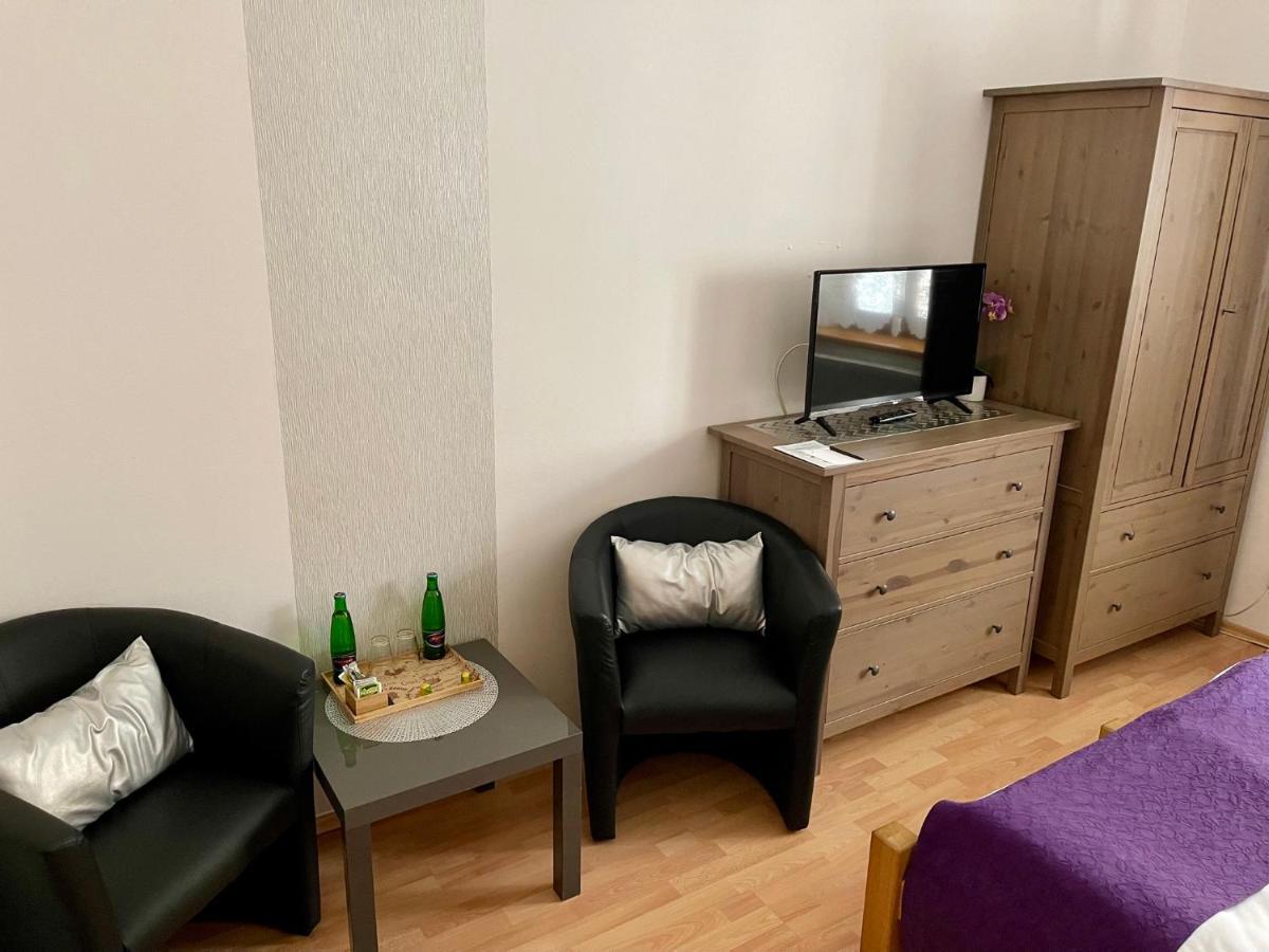 Penzion u Vlčků Cheb Esterno foto